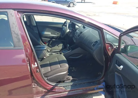 2017 Kia Forte Lx from USA, damaged, VIN 3KPFK4A75HE047647